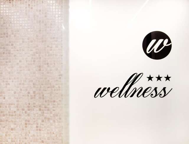 Отель Weneda Wellness Hotel Ополе-9